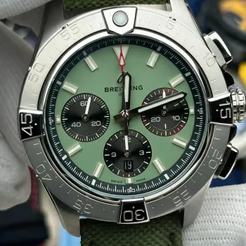 Breitling Avenger B01 Chronograph 44 AB0147101L1X1 Replica - Groene Wijzerplaat Roestvrij Staal