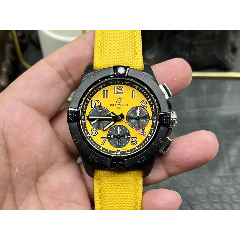 Breitling Avenger SB0147101I1X1 Replica - Gele Wijzerplaat Geribbelde Lunette