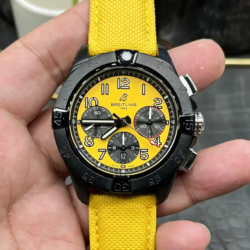 Breitling Avenger SB0147101I1X1 Replica - Gele Wijzerplaat Geribbelde Lunette