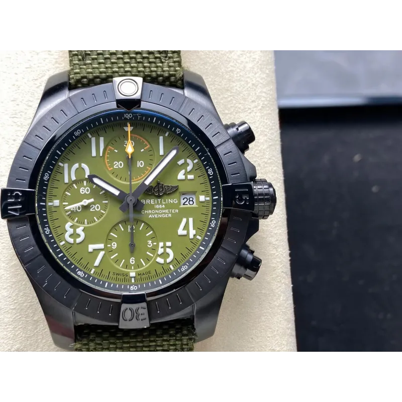 Breitling Avenger Chronograph Military Green V13317101L1X1 Replica - Groene Wijzerplaat