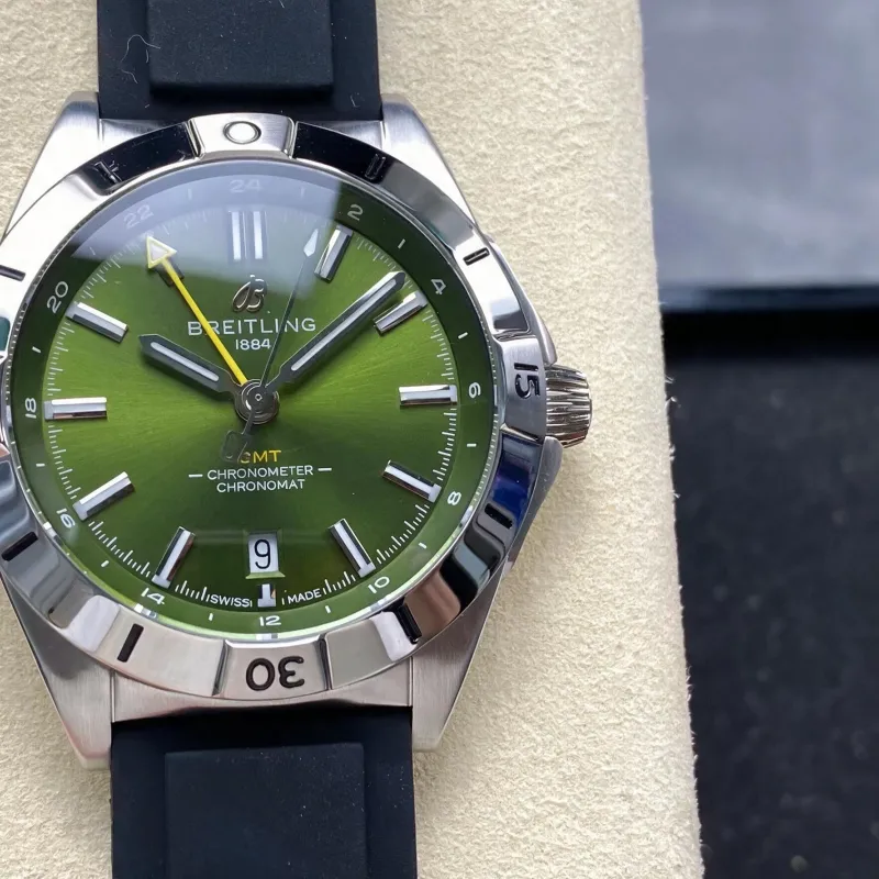 Breitling Chronomat A32398A11L1A1 Replica - Olijfgroene Wijzerplaat Geribbelde Lunette