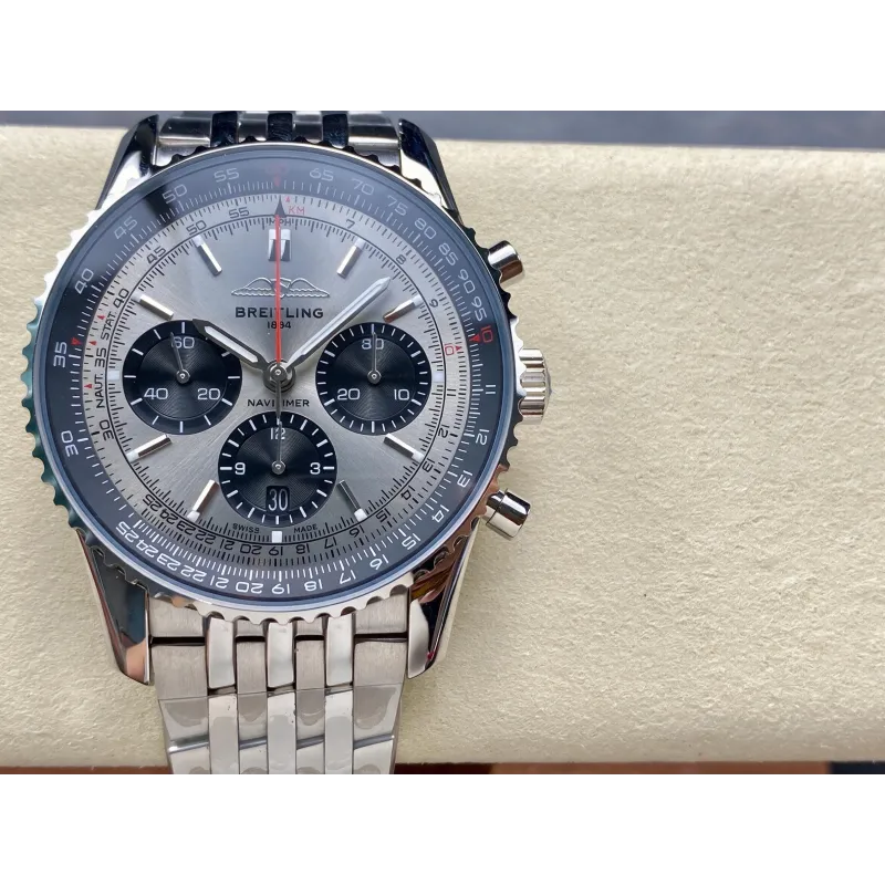 Breitling Navitimer AB0138241G1A1 Replica - Zilveren Wijzerplaat Geribbelde Lunette