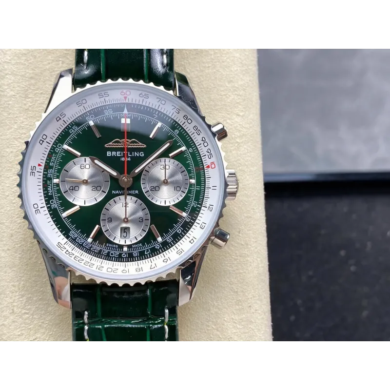 Breitling Navitimer AB01384C1L1P1 Replica - Groene Wijzerplaat Geribbelde Lunette