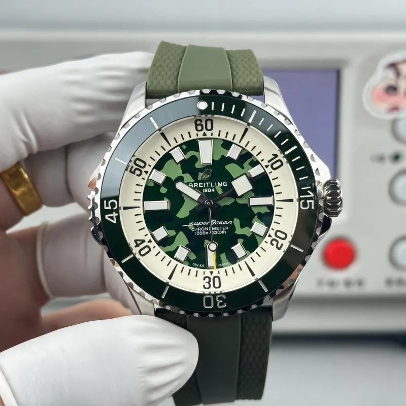 Breitling Superocean Automatic 46 E10379D31L1S1 Replica - Groene Wijzerplaat Rubberen Band