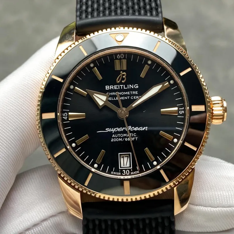 Breitling Superocean Heritage RB2010121B1S1 Replica - Zwarte Wijzerplaat Geribbelde Lunette