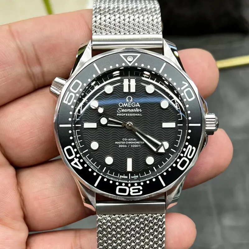 Omega Seamaster 210.30.42.20.01.010 Replica - Zwarte Wijzerplaat Geribbelde Lunette