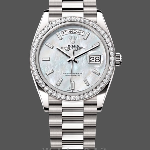 Replica Rolex Day-Date 36mm dames-128349RBR-Witte parelmoer wijzerplaat-Diamanten ring MOP