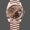 Replica Heren Rolex Day-Date-228235, 40mm, Chocoladebruine wijzerplaat, geribbelde lunette