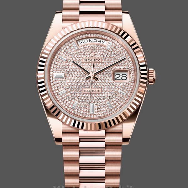 Replica Heren Rolex Day-Date-228235, 40mm, Diamond Paved Dial, Fluted Bezel, Heren met Diamond Paved
