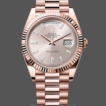 Replica Heren Rolex Day-Date-228235, 40mm, Sundust Index wijzerplaat, geribbelde lunette, Heren Sundust