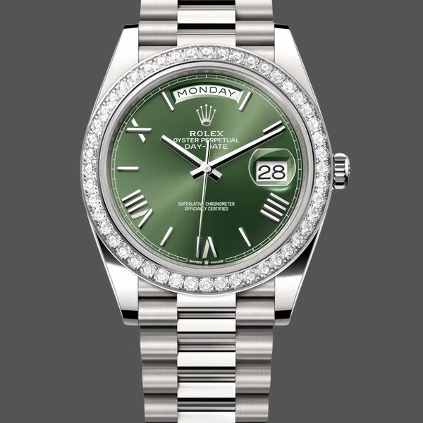 Replica Heren Rolex Day-Date-228349RBR, 40mm, groene Romeinse wijzerplaat, diamanten ring