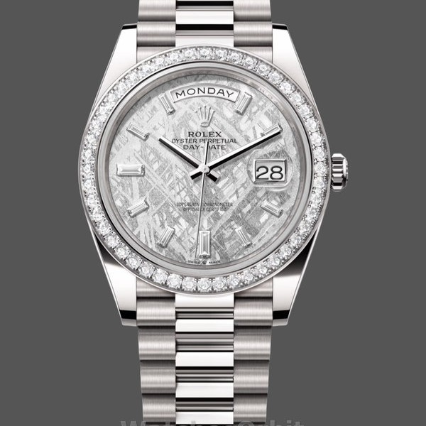 Replica Heren Rolex Day-Date-228349RBR, 40mm, Meteoriet Wijzerplaat, Diamanten Ring