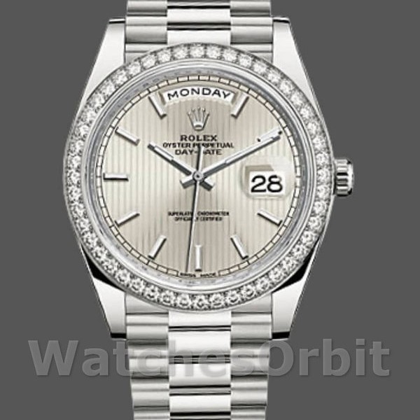 Replica Heren Rolex Day-Date-228349RBR, 40mm, Zilveren Streep Motief Wijzerplaat, Diamanten Ring