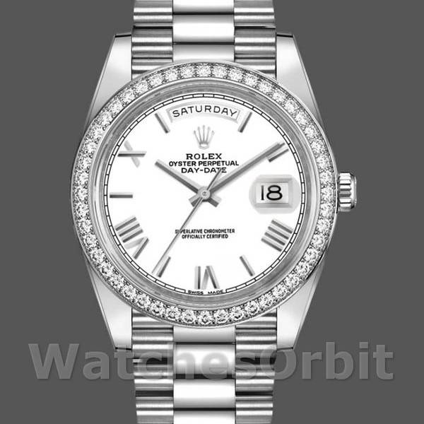 Replica Heren Rolex Day-Date-228349RBR, 40mm, Witte Romeinse Wijzerplaat, Diamanten Bezel
