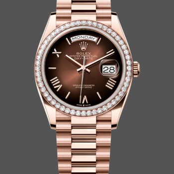 Replica Rolex Day Date 36-128236 0009 voor heren, geribbelde lunette, platina armband, ijsblauw